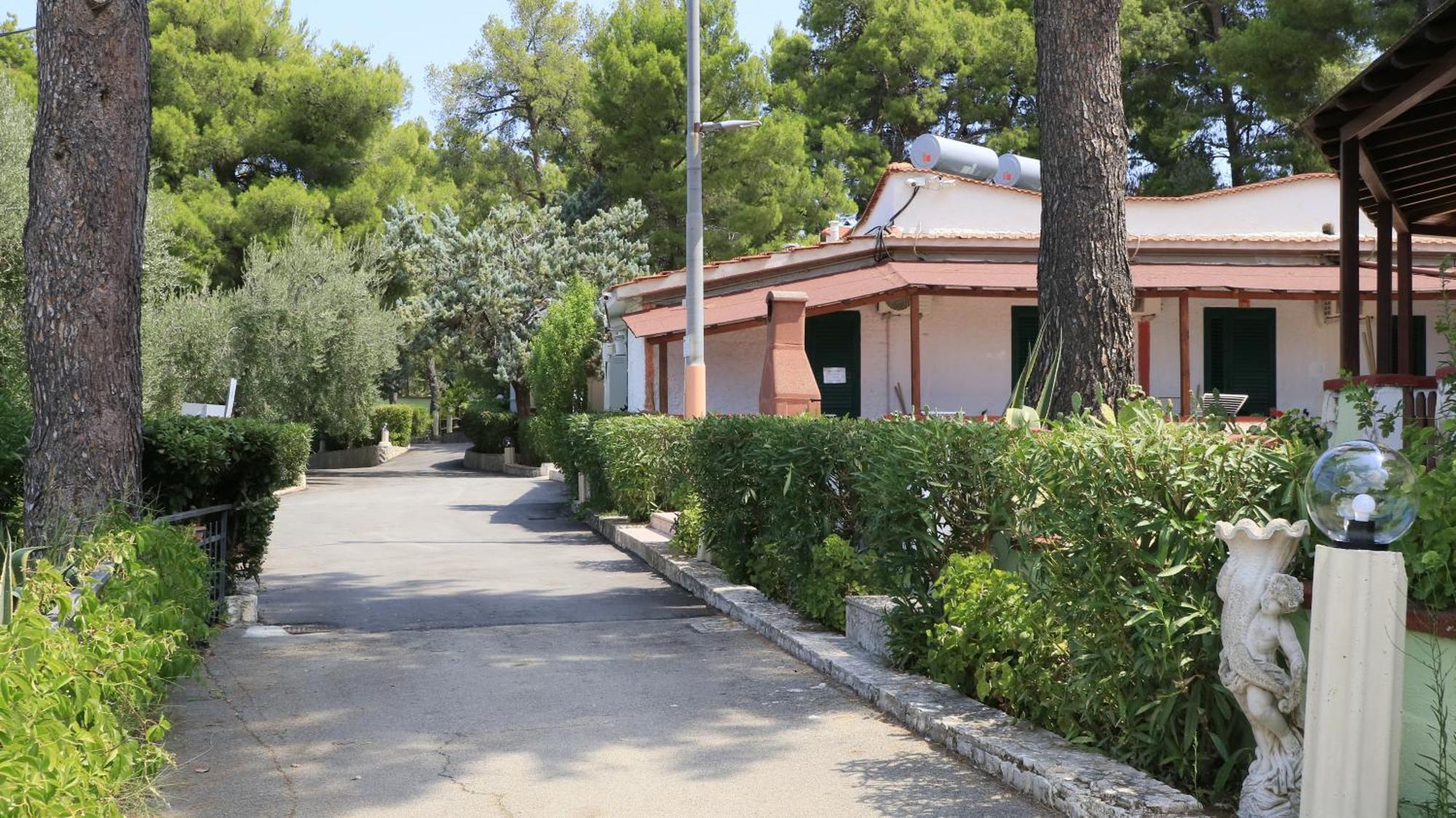 Villaggio Elisena Вьесте Экстерьер фото