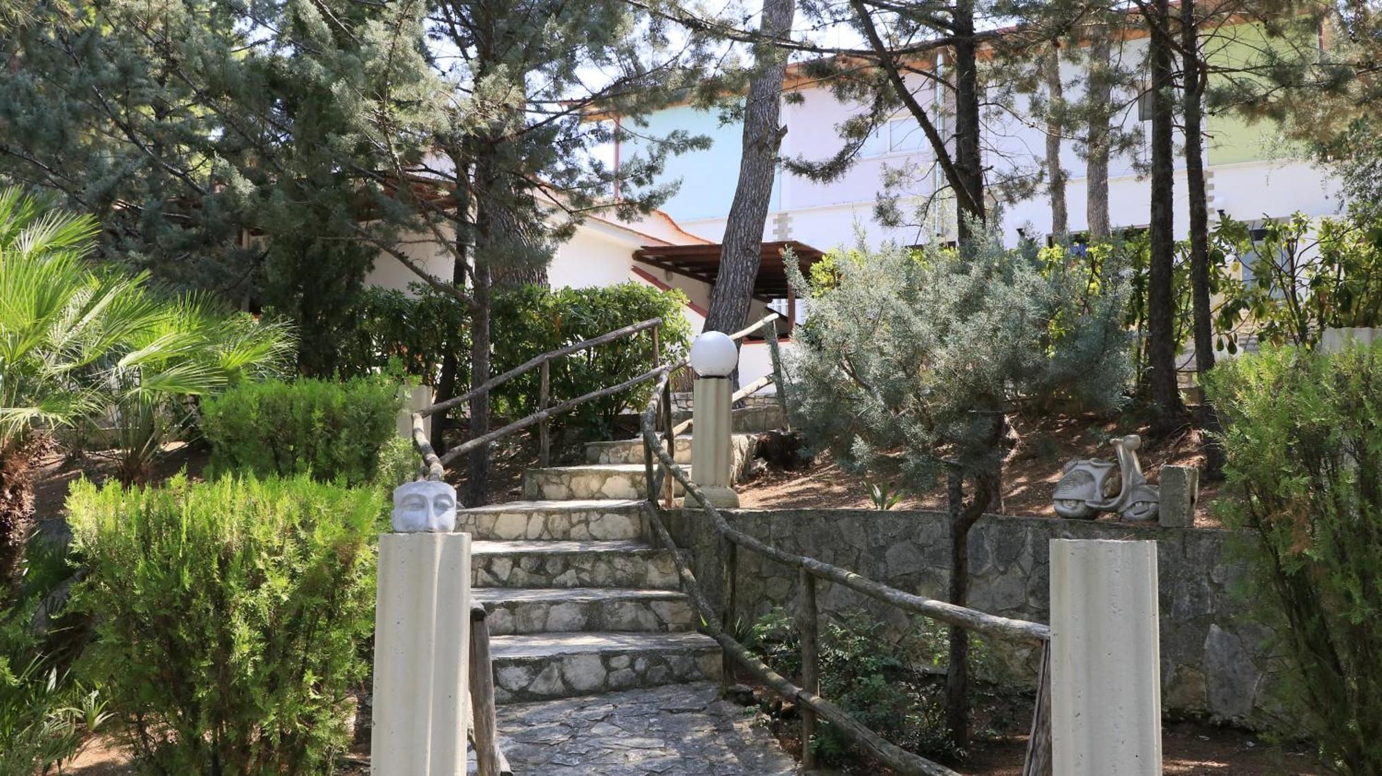 Villaggio Elisena Вьесте Экстерьер фото